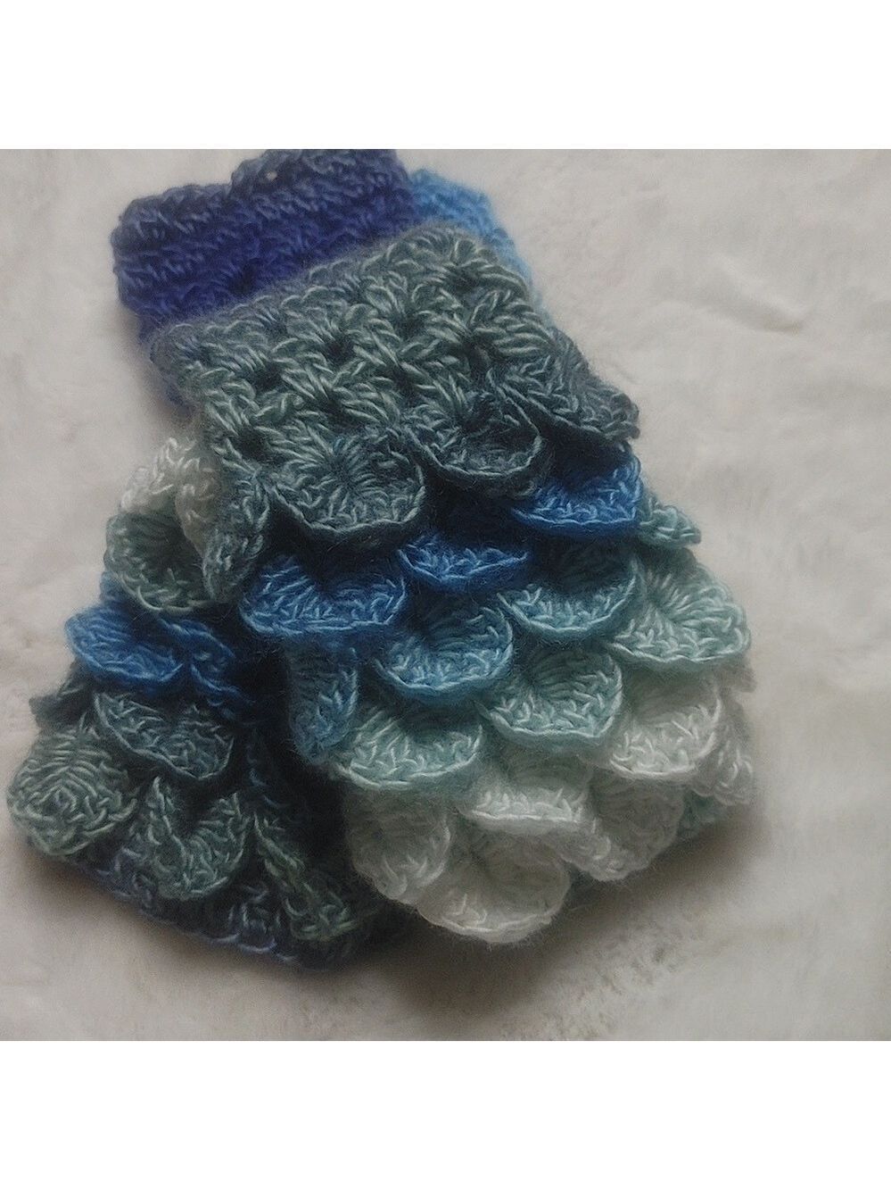 Just in! Dragon/Mermaid Scale Fingerless Gloves Colorful Soft, Texting Armwarmer